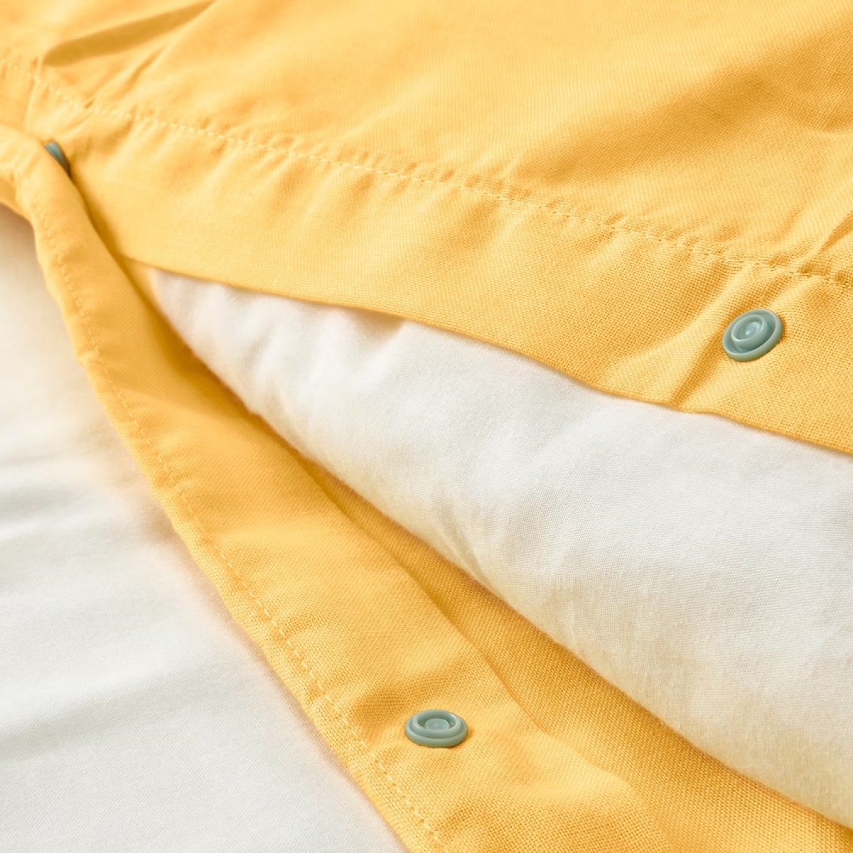 Nattsvaermare Duvet Cover And Pillowcase