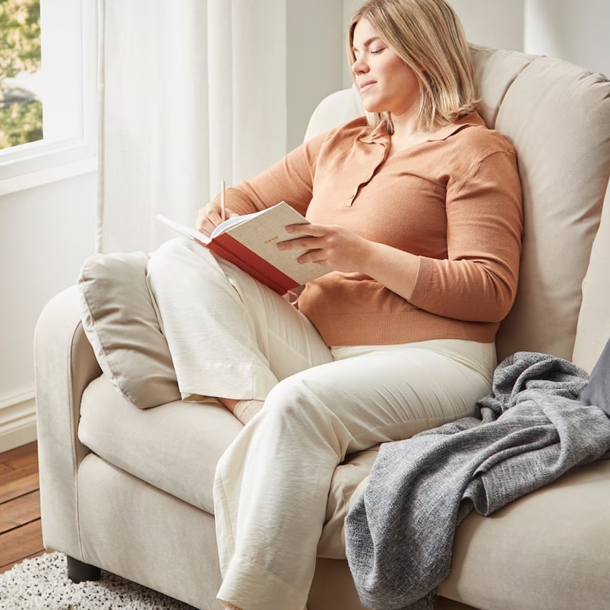 Vinliden Sofa