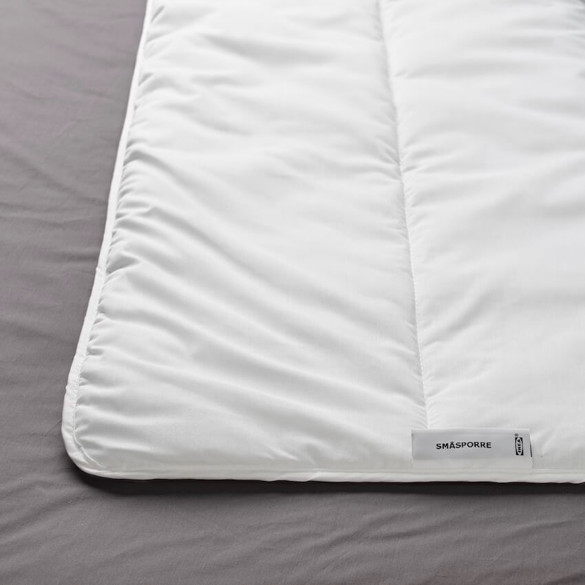 Smasporre Comforter, Light Warm