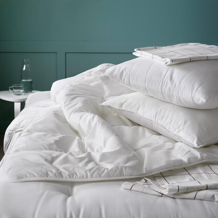Smasporre Comforter, Light Warm